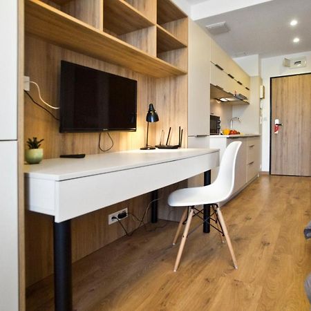 Wolska Serviced Apartments Varşova Dış mekan fotoğraf