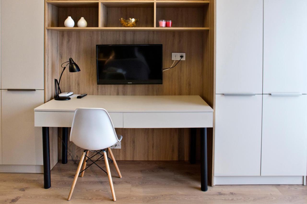 Wolska Serviced Apartments Varşova Dış mekan fotoğraf